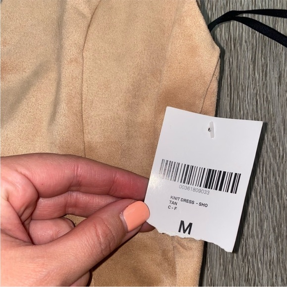 ❌SOLD❌NWT Forever 21 Tan Dress - Picture 4 of 4